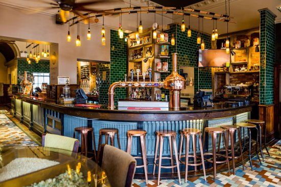 Brewhouse & Kitchen